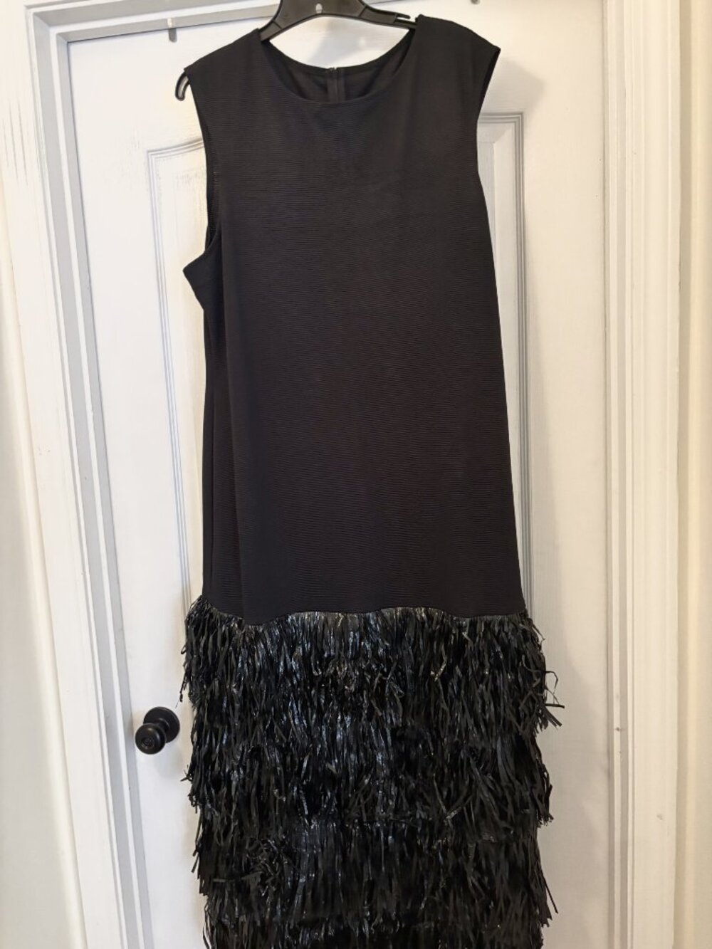 Black Short Sleeve Dress With Fringe Bottom Size 2x